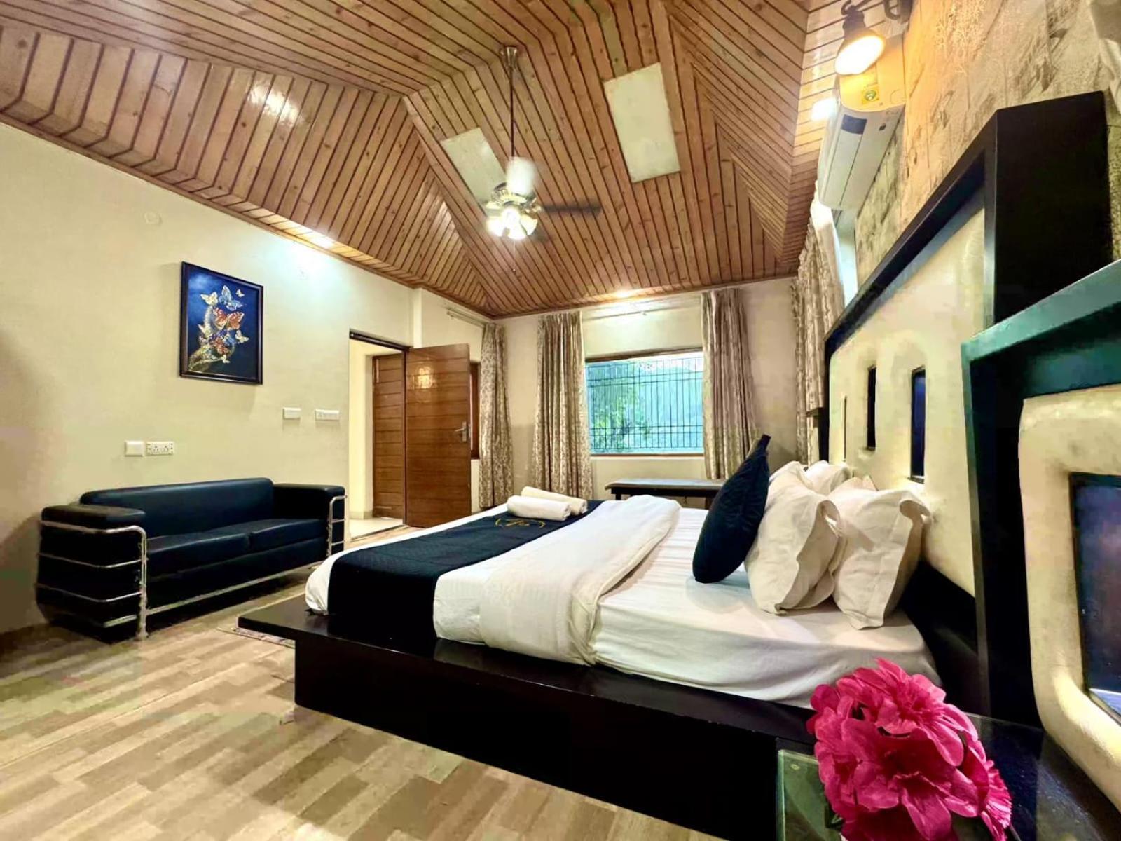 The Summer House Kasauli I Party & Music I Sky Bonfire I Managed By Exotic Stays المظهر الخارجي الصورة